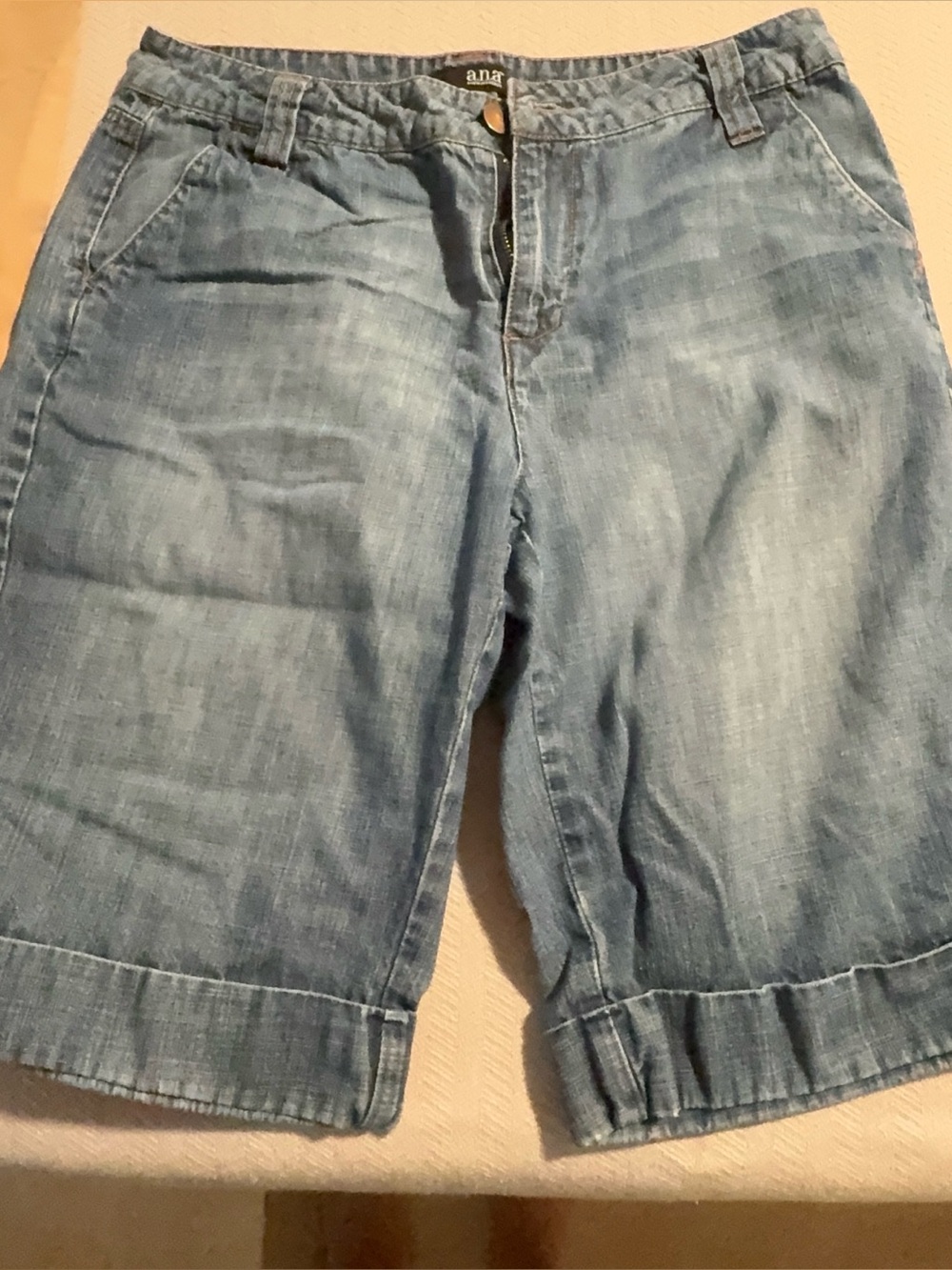 Women’s Light Blue Denim Jeans